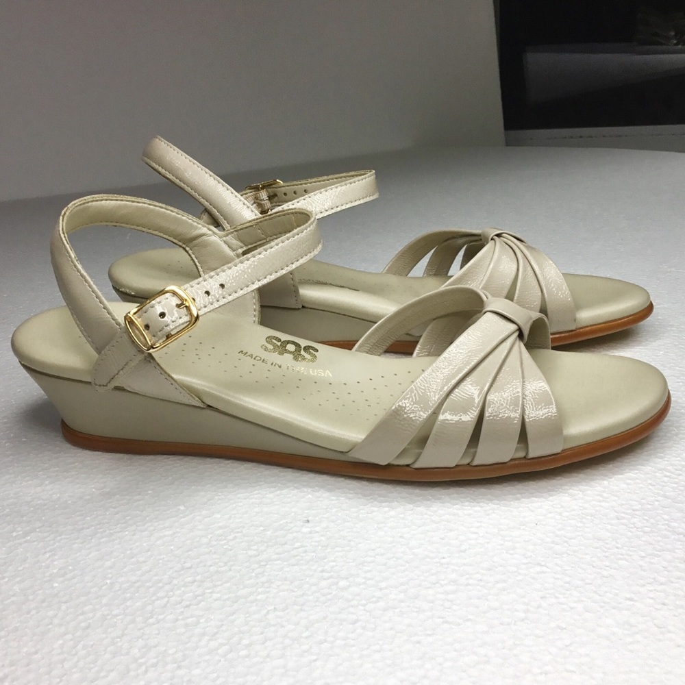 SAS Strippy Quarter Strap Wedge Sandal Sz 8.5 M